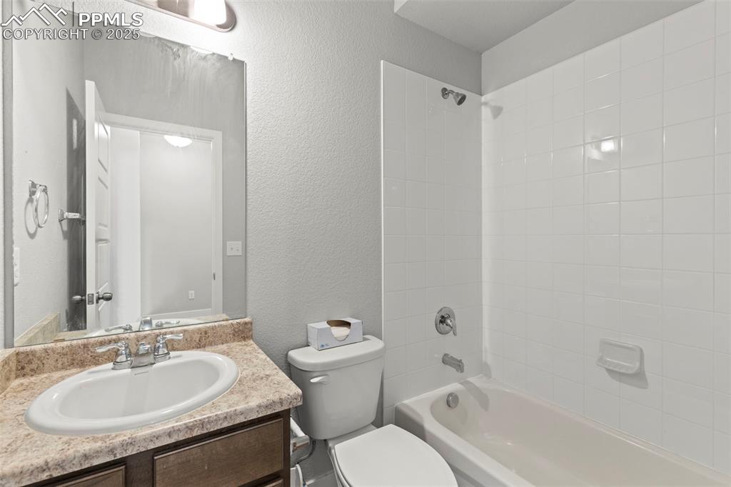 12702 Granite Ridge Drive Peyton, CO 80831 - Photo 5 of 23