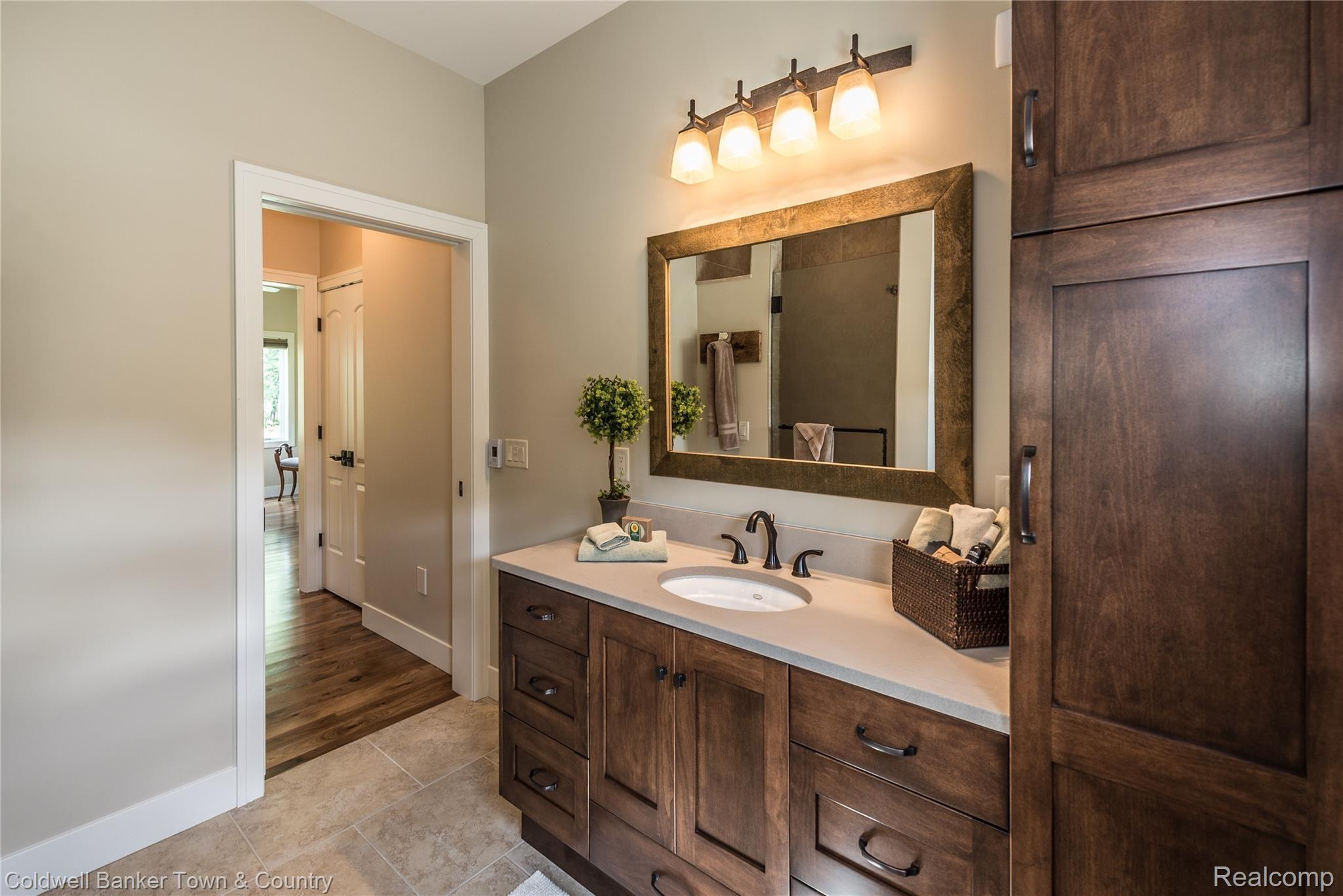 6434 Cohoctah Road Fenton, MI 48430 - Photo 44 of 69 DSC_5629.jpg
