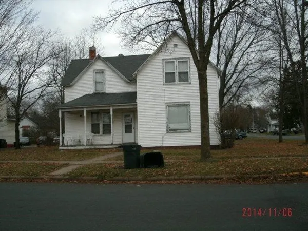 $1,250 | 1620 6th Street East, Menomonie, WI 54751