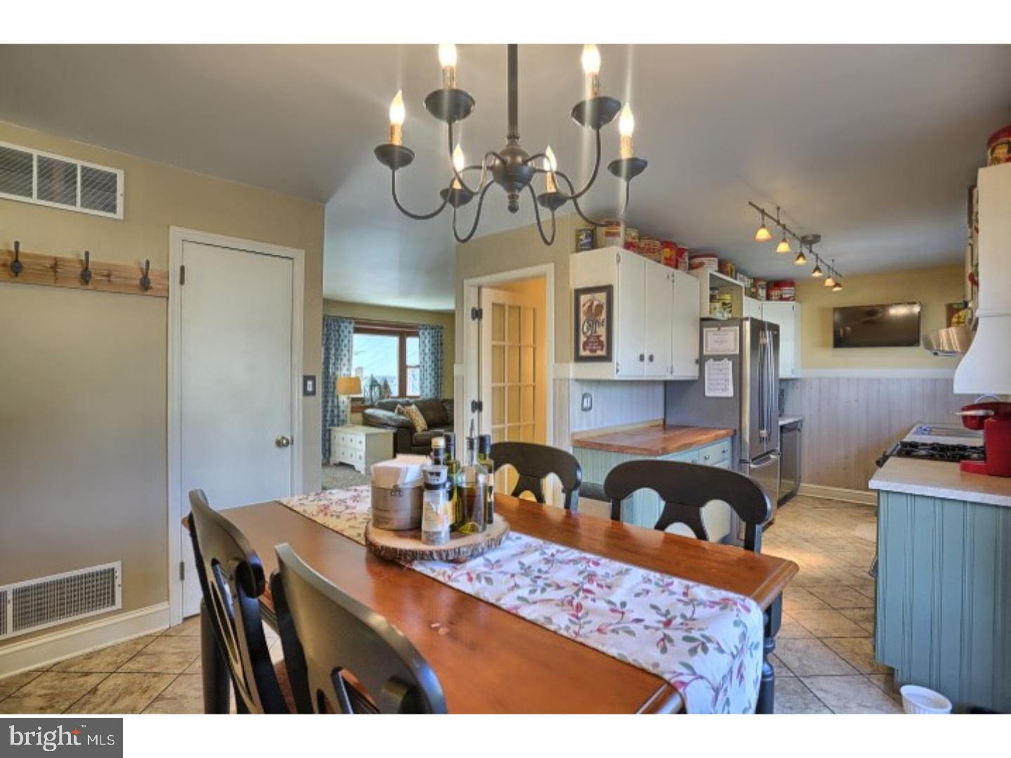 3615 Eisenbrown Road Reading, PA 19605 - Photo 8 of 25