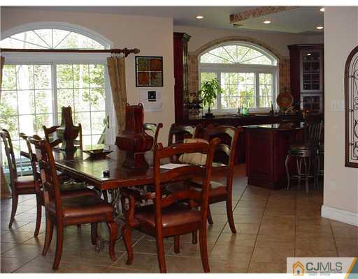 24 Freeman Street Edison, NJ 08820 - Photo 7 of 18 Gallery Image 7
