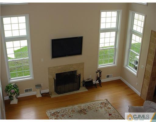 24 Freeman Street Edison, NJ 08820 - Photo 10 of 18 Gallery Image 10