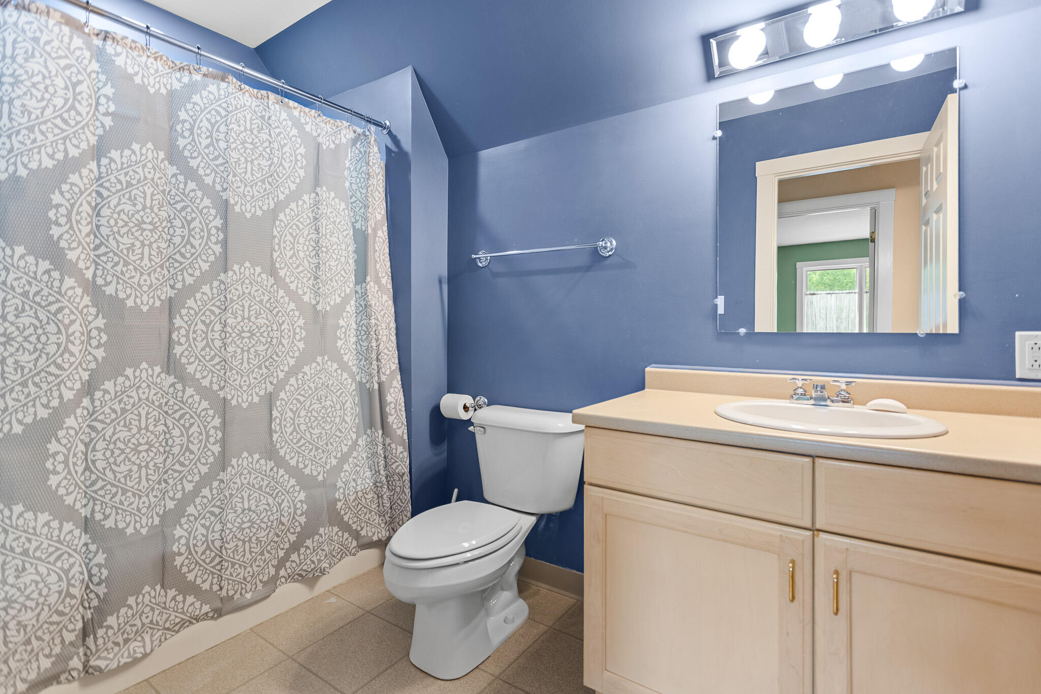 20 Springbrook Drive, Unit C Belfast, ME 04915 - Photo 26 of 40 Full Bathroom