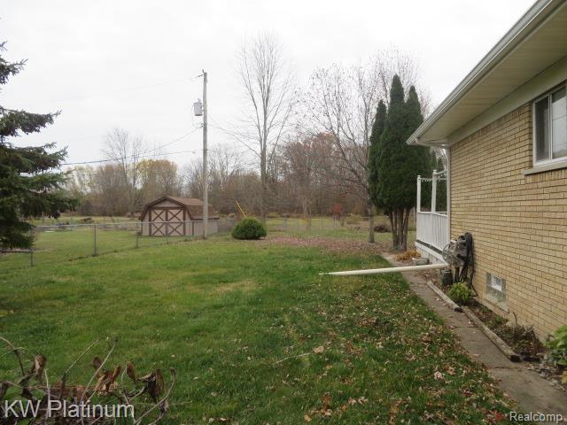 49400 Callens Road Chesterfield, MI 48047 - Photo 8 of 38