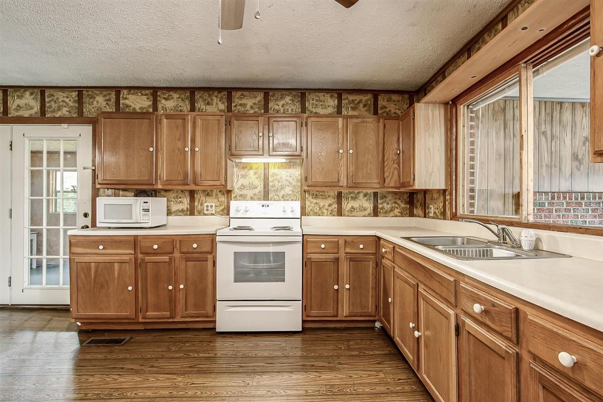 159 Rock House Road Jonesborough, TN 37659 - Photo 15 of 35 13-Rock House-12