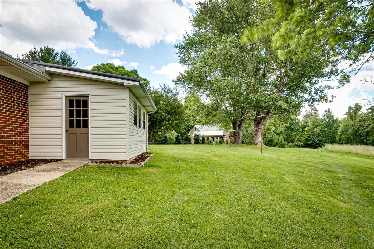 159 Rock House Road Jonesborough, TN 37659 - Photo 28 of 35 31-Rock House-29
