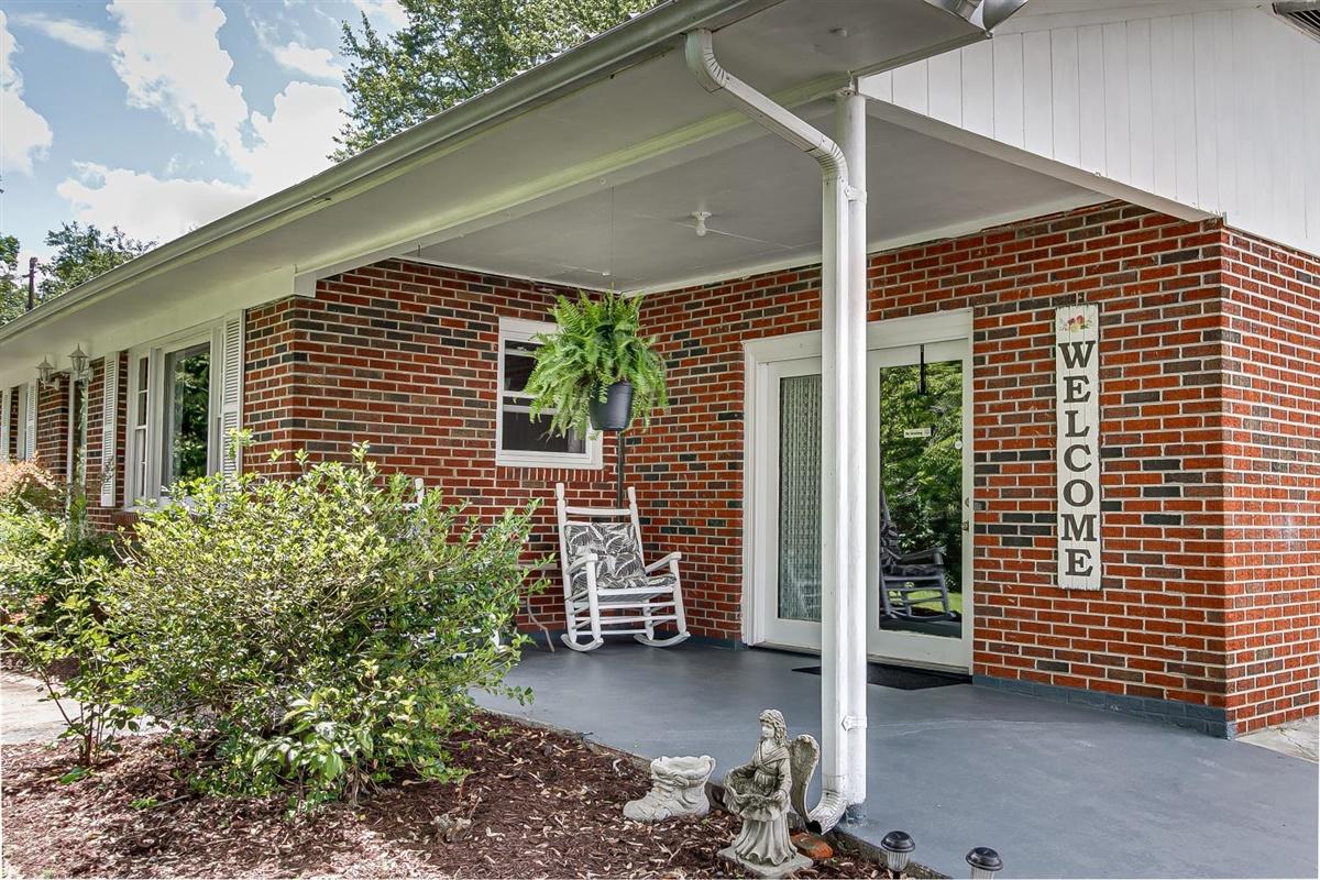 06-Rock House-5