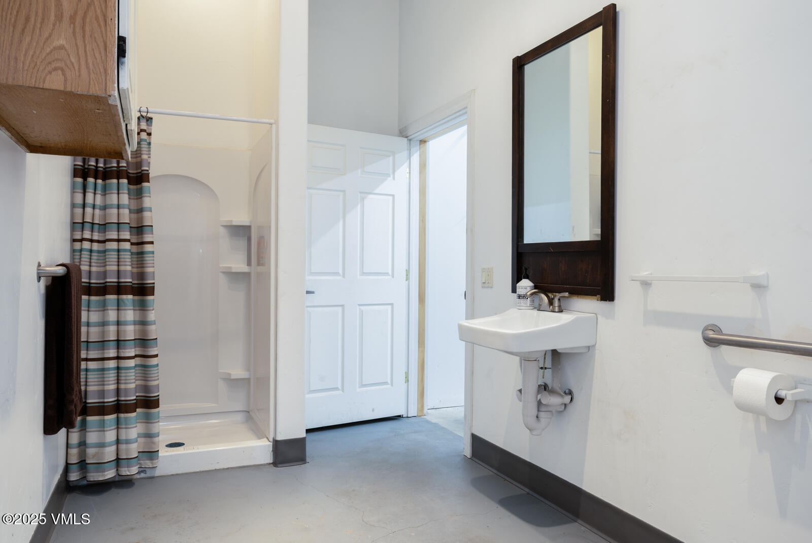 98 Alpine Ranch Road Gypsum, CO 81637 - Photo 64 of 74 98 Alpine Ranch Rd Interiors MLS-48