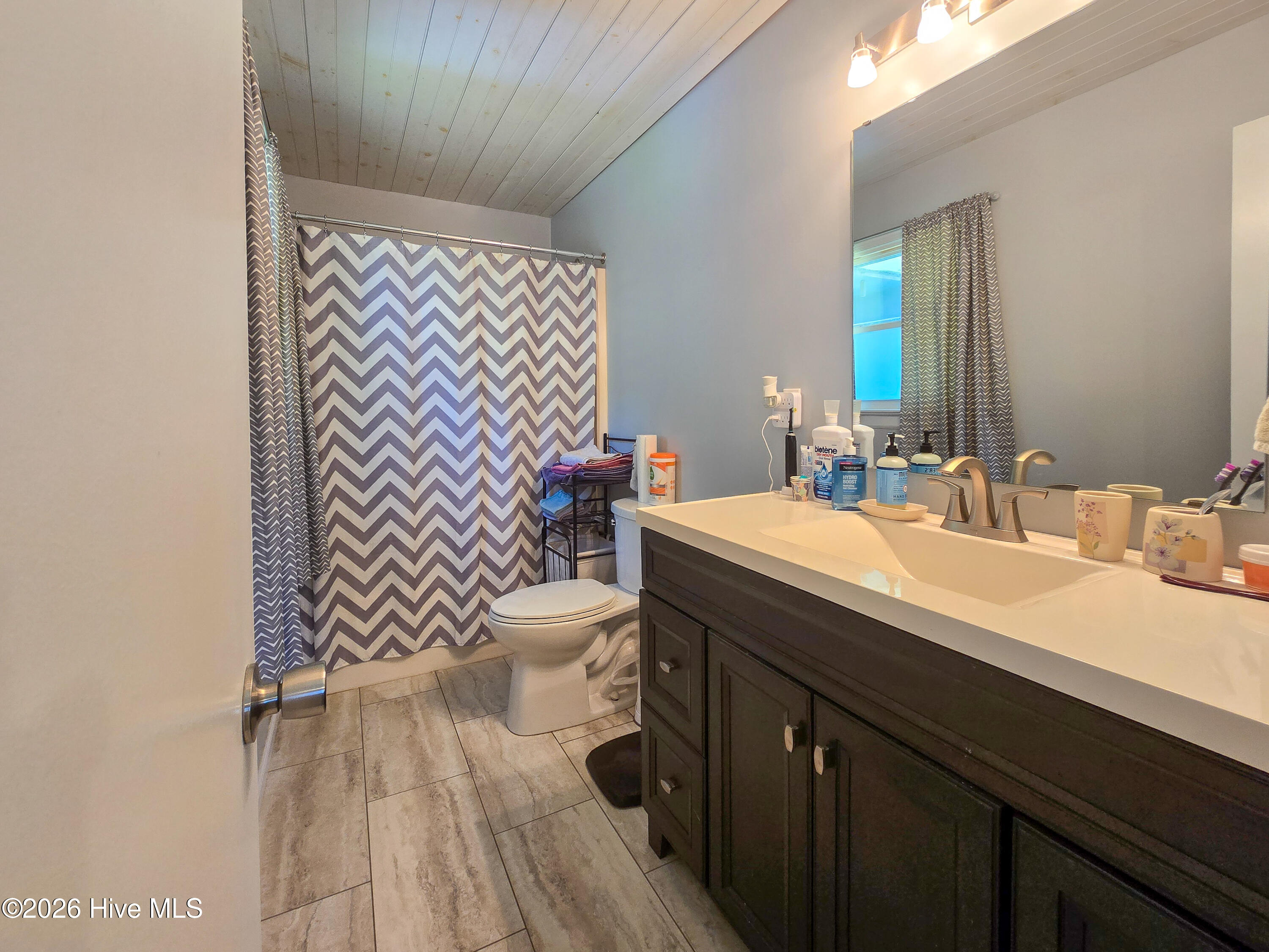 809 Sandy Ridge Road Tyner, NC 27980 - Photo 10 of 36 Main Bathroom