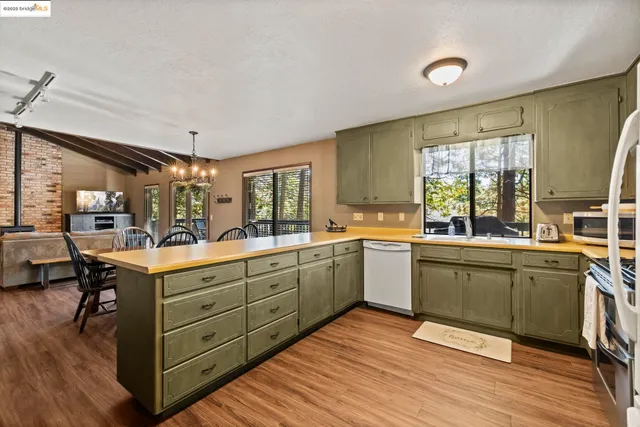 $425,000 | 28838 Snowhite Ridge Drive, Long Barn, CA 95335