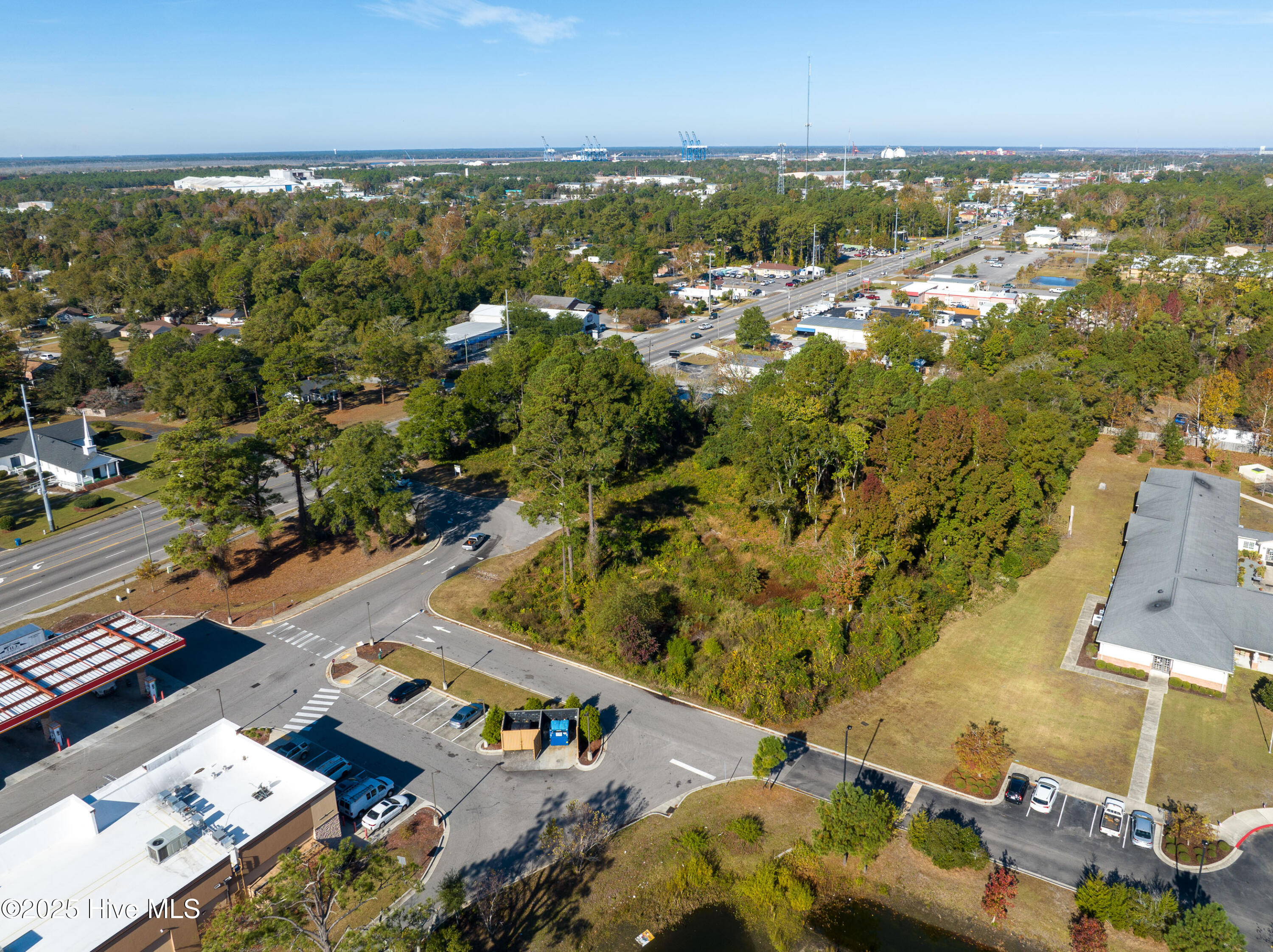 3729 Carolina Beach Road Wilmington, NC 28412 - Photo 22 of 36 3725 Carolina Beach Rd MLS-36