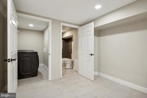 $1,950 | 2021 North 33rd Street, Unit 1, Philadelphia, PA 19121