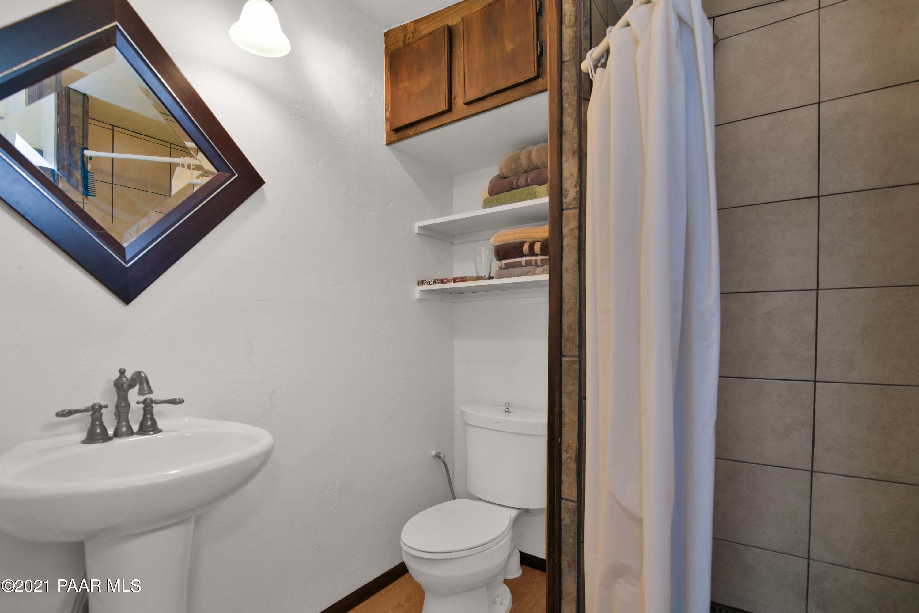 1695 North Topaz Road Prescott, AZ 86301 - Photo 8 of 27 Master Bath