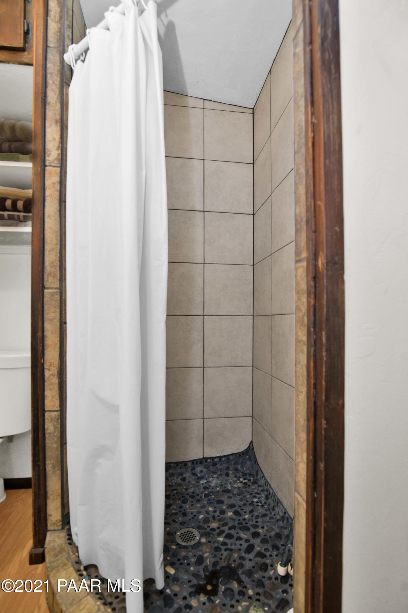 1695 North Topaz Road Prescott, AZ 86301 - Photo 9 of 27 Master Bath