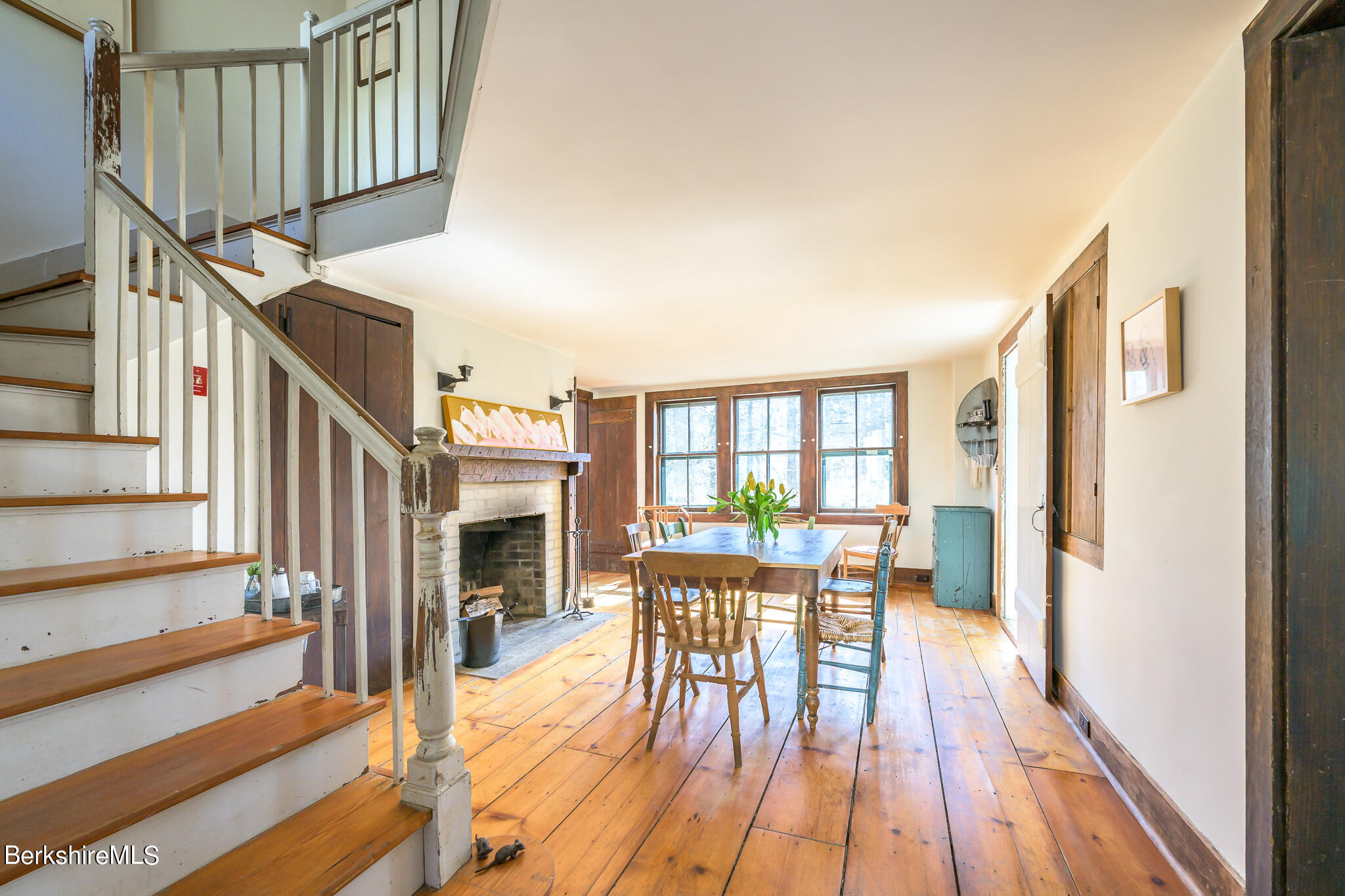 9 Yale Hill Road Stockbridge, MA 01262 - Photo 29 of 52 stairwell up