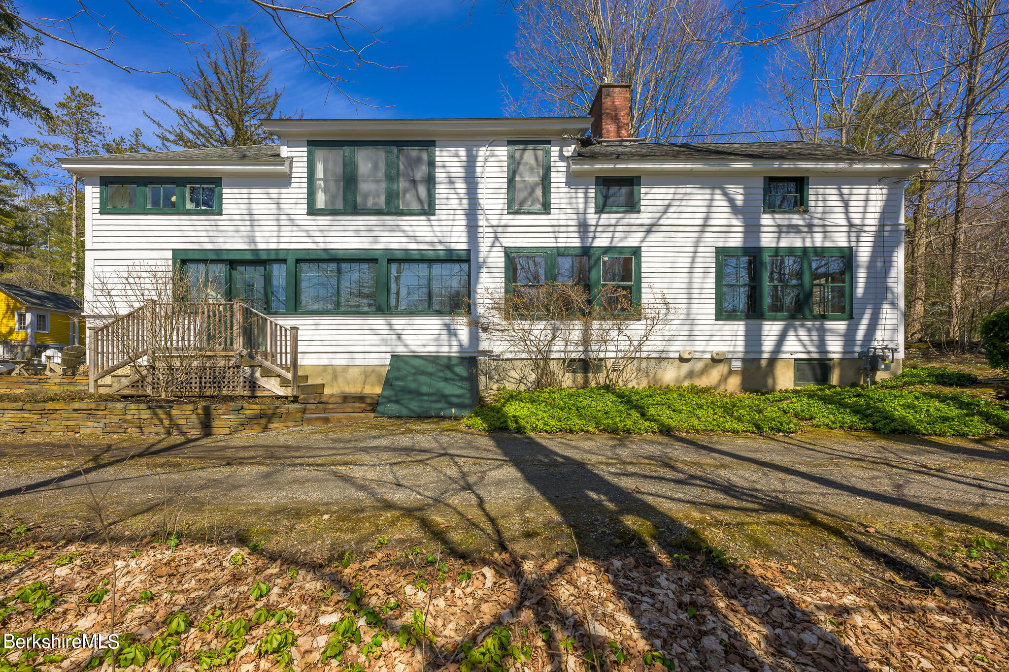 9 Yale Hill Road Stockbridge, MA 01262 - Photo 3 of 52 Side view