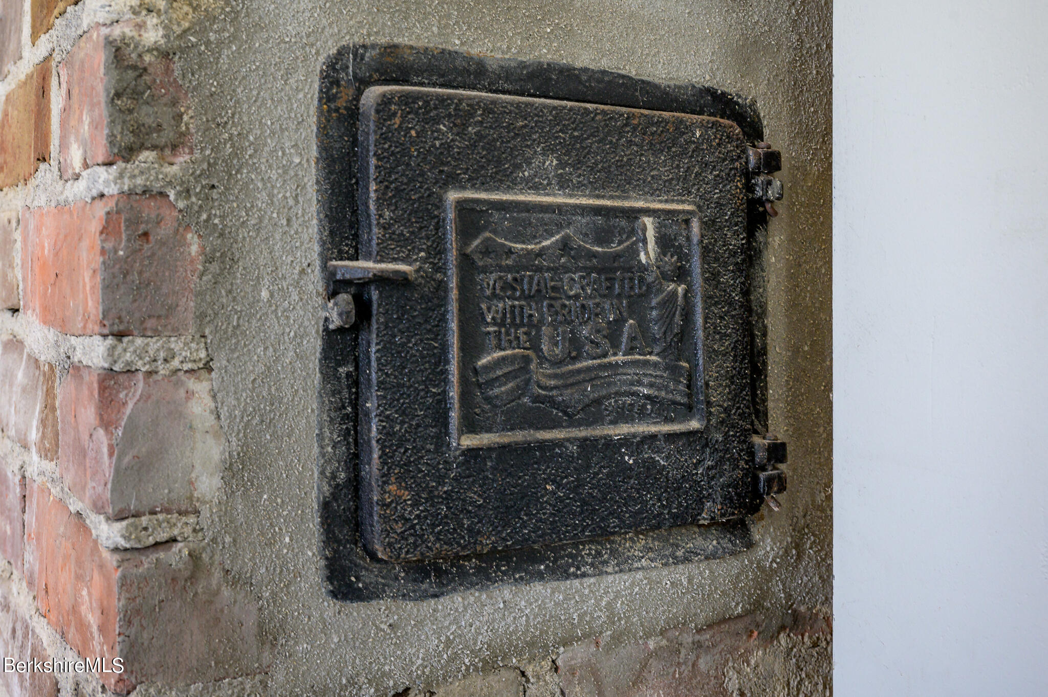 9 Yale Hill Road Stockbridge, MA 01262 - Photo 36 of 52 Chimney detail bedroom 4