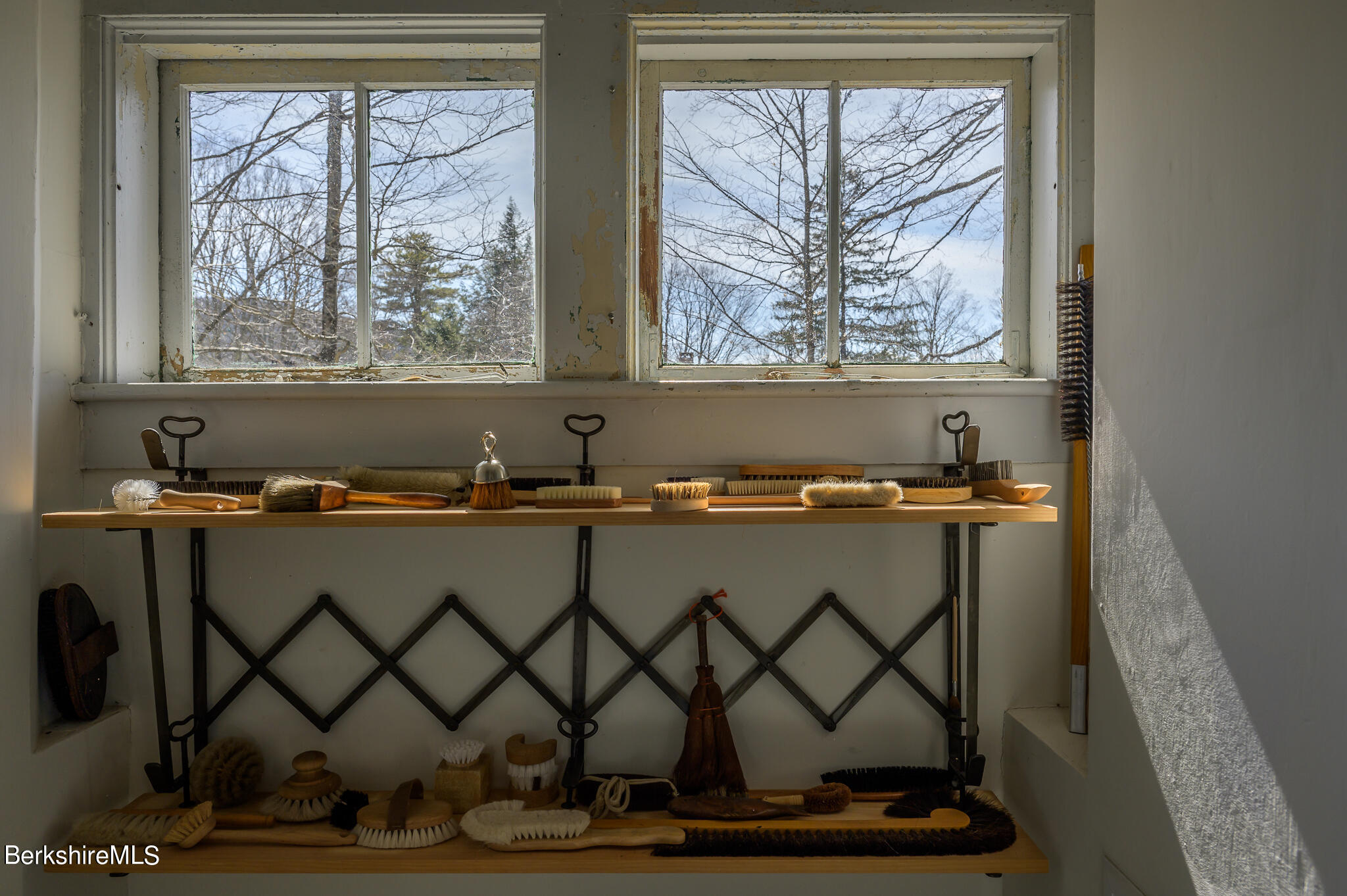 9 Yale Hill Road Stockbridge, MA 01262 - Photo 40 of 52 Back staircase landing