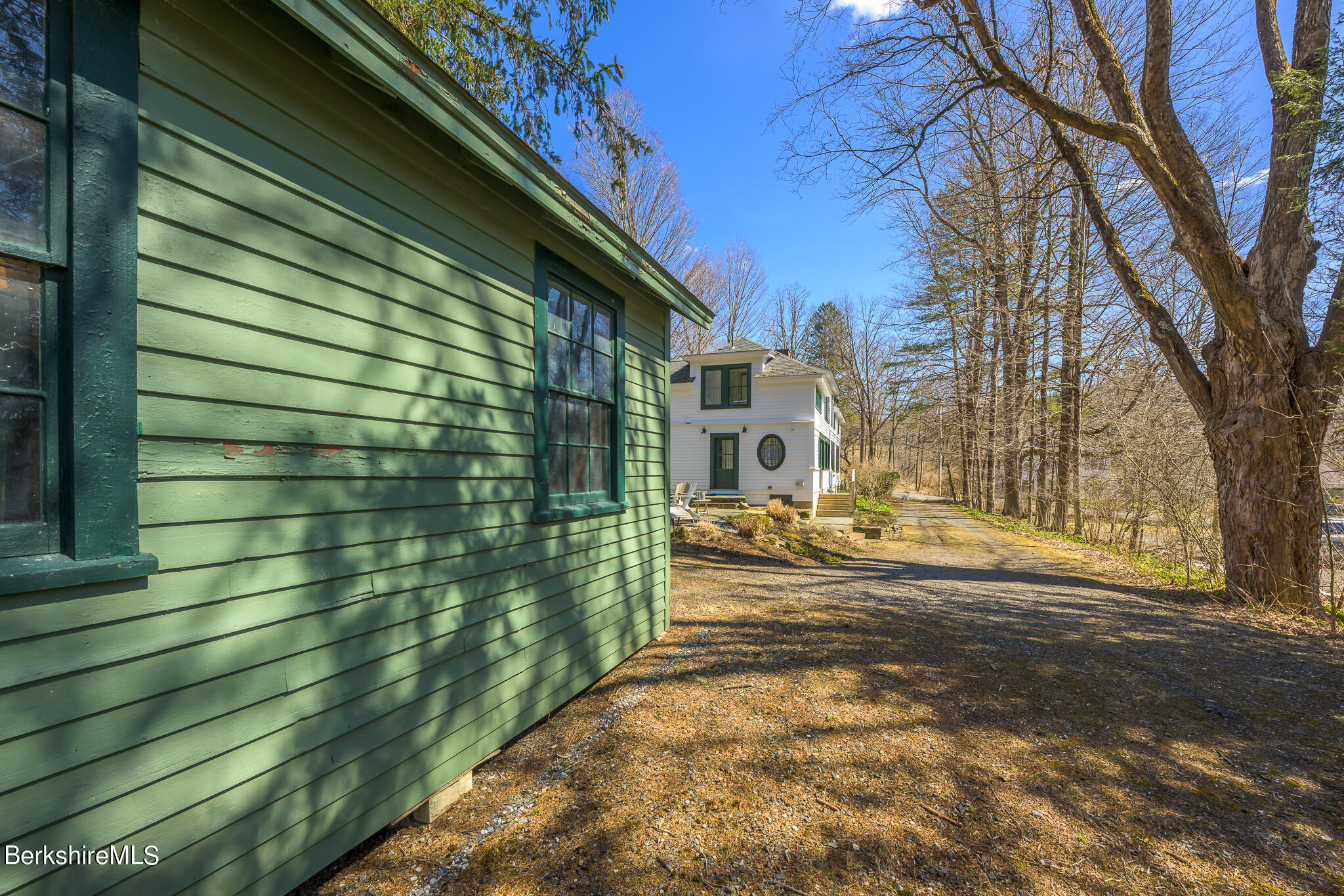 9 Yale Hill Road Stockbridge, MA 01262 - Photo 9 of 52 Screen - 9 Yale Hill Rd Stockbridge MA 0