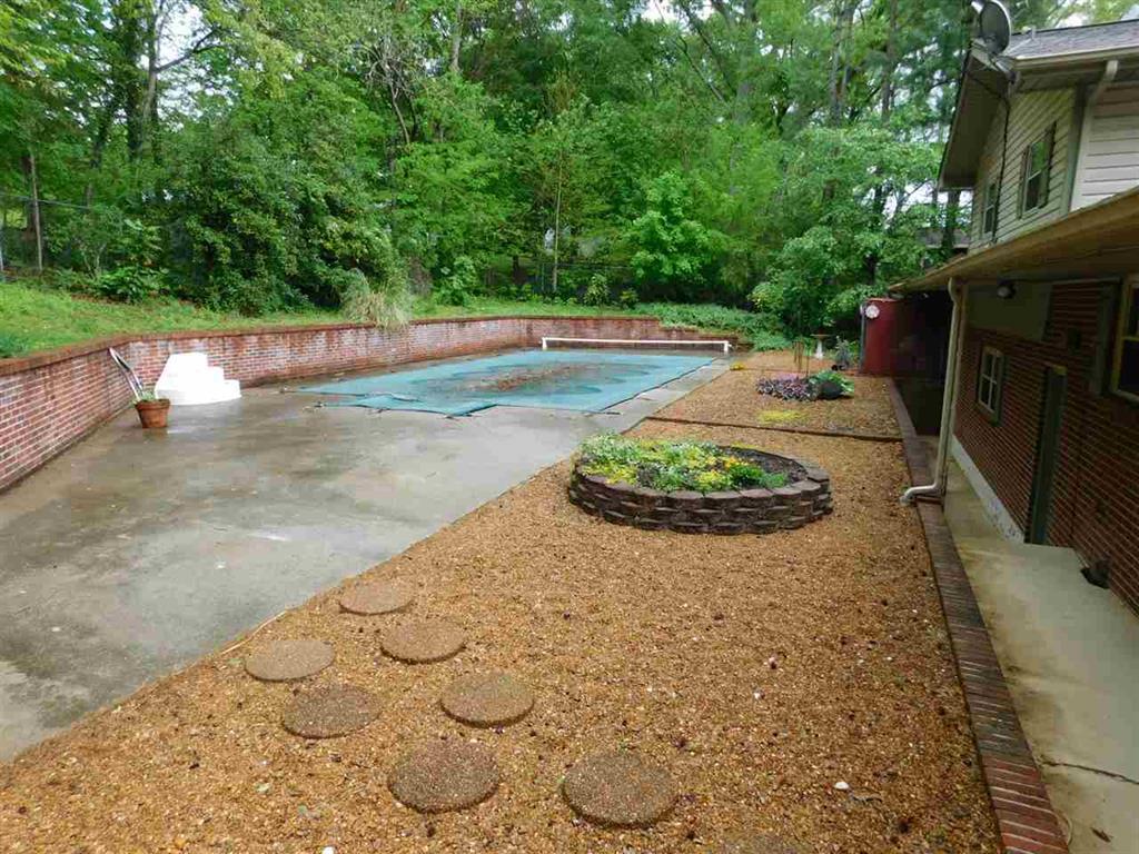1516 Ridgeway Circle Athens, TN 37303 - Photo 2 of 19 20172198-1