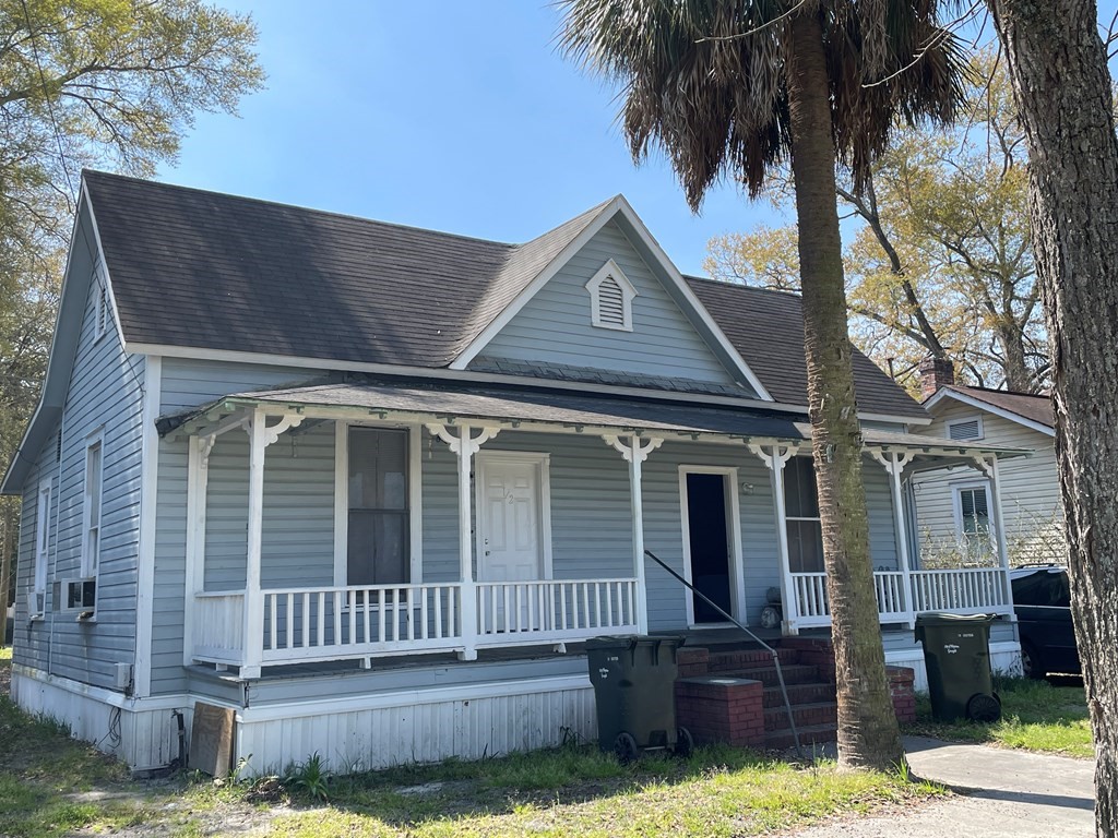 418 Reed Street West Waycross, GA 31501 - Photo 12 of 12 E n j o y .