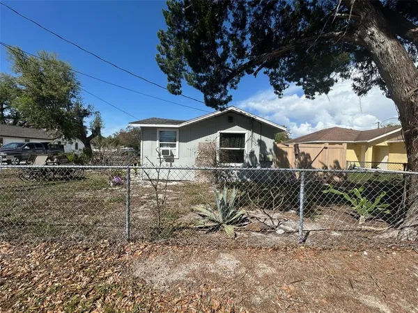 $185,000 | 2411 6th Street East, Bradenton, FL 34208