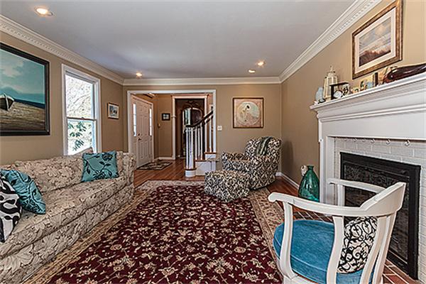 344 Border Road Concord, MA 01742 - Photo 10 of 21 Gallery Image 10