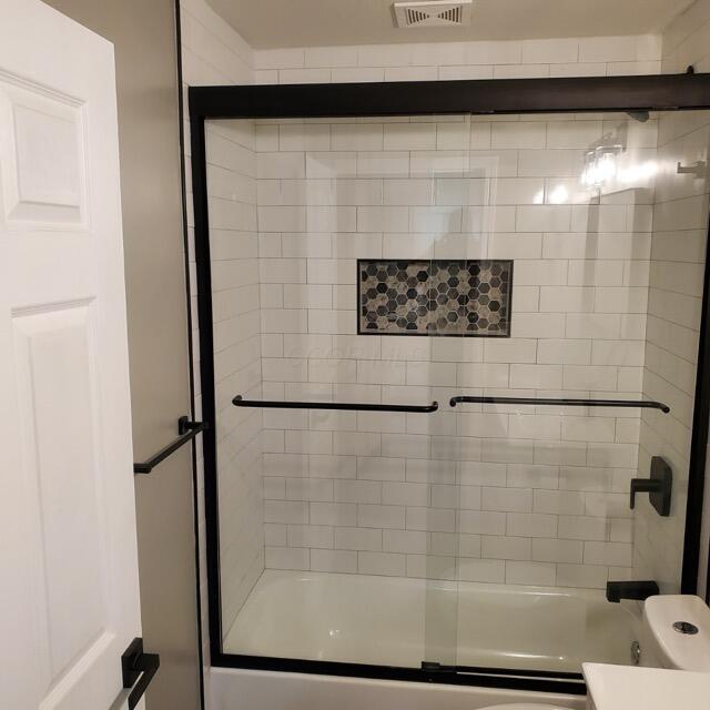 1794 Devonshire Road Columbus, OH 43219 - Photo 9 of 23 05Bathrm2