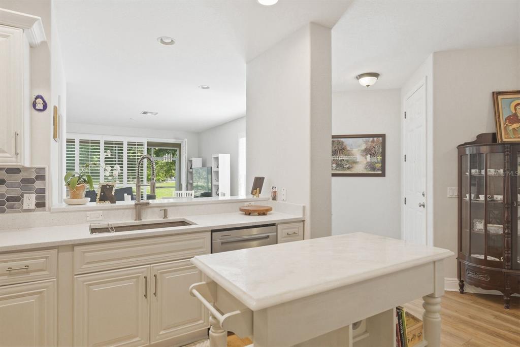 336 Harbor Ridge Drive Palm Harbor, FL 34683 - Photo 10 of 28