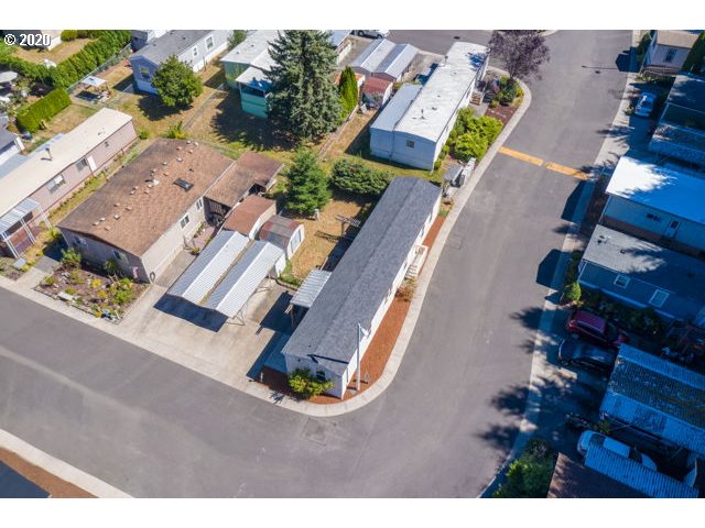 17655 Southeast Bluff Road, Unit 82 Sandy, OR 97055 - Photo 2 of 17 Gallery Image 2
