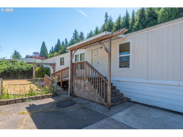 17655 Southeast Bluff Road, Unit 82 Sandy, OR 97055 - Photo 5 of 17 Gallery Image 5