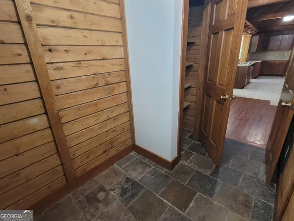 $2,500 | 2391 Booth Circle, Winder, GA 30680