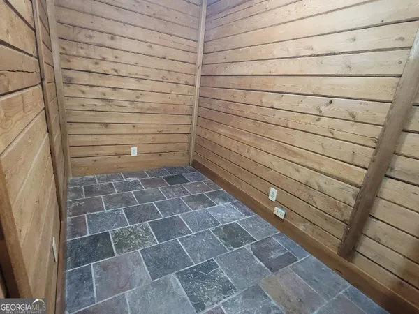 $2,500 | 2391 Booth Circle, Winder, GA 30680