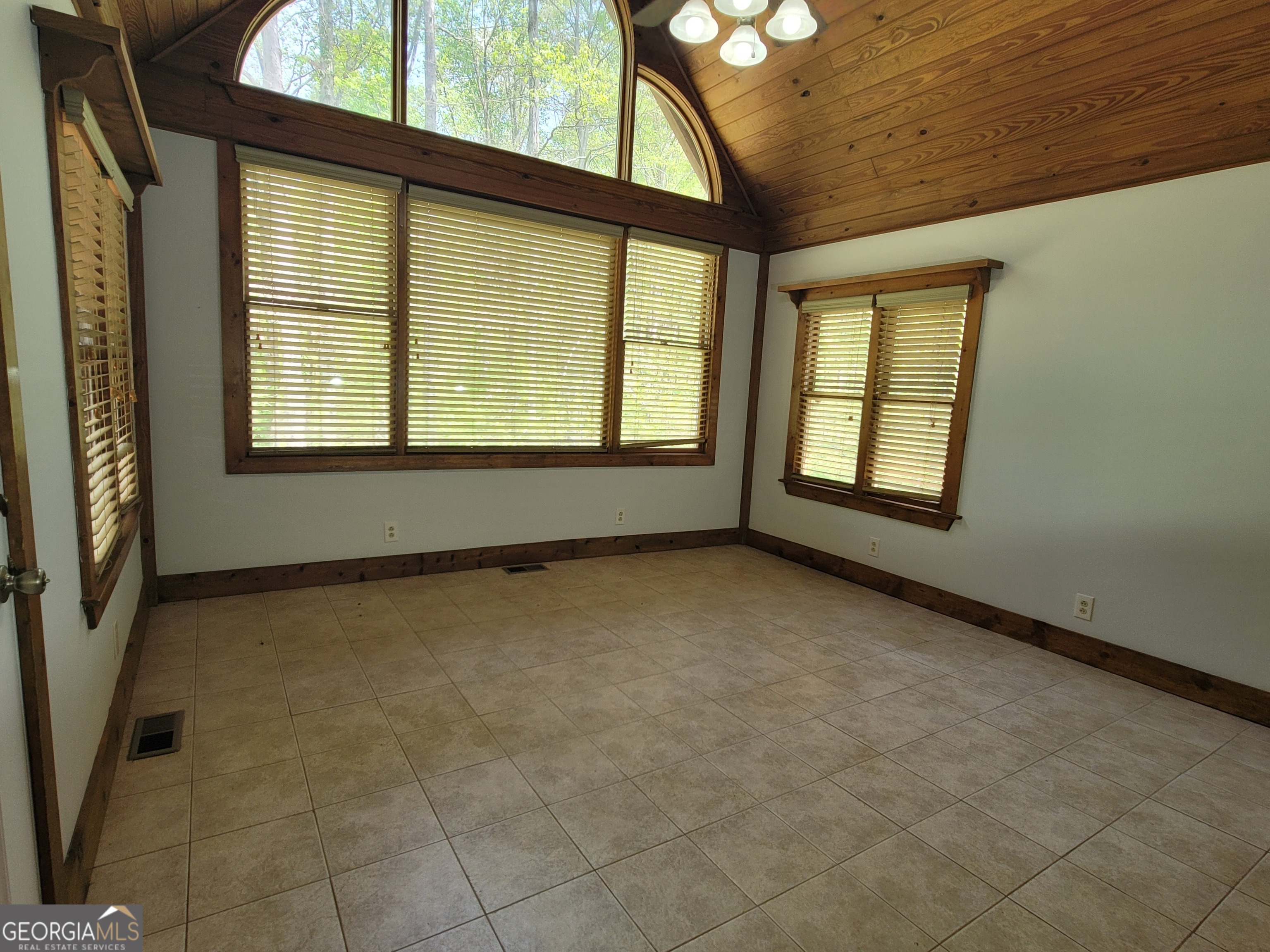 2391 Booth Circle Winder, GA 30680 - Photo 34 of 71