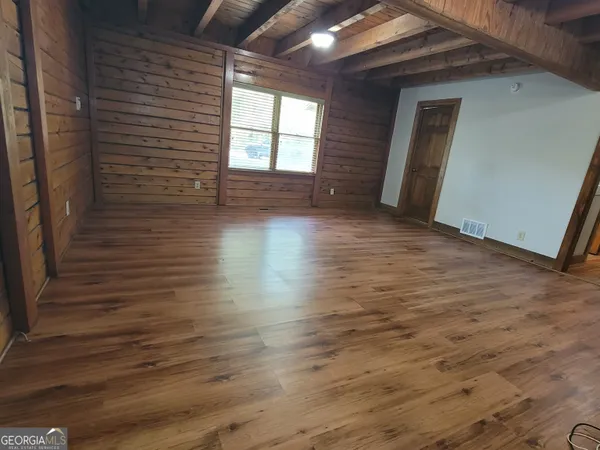 $2,500 | 2391 Booth Circle, Winder, GA 30680