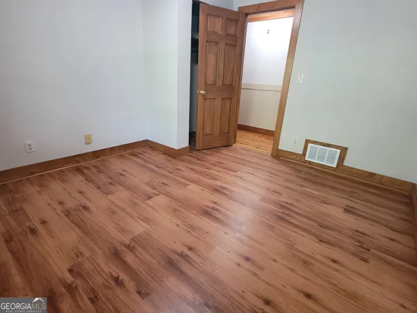 $2,500 | 2391 Booth Circle, Winder, GA 30680