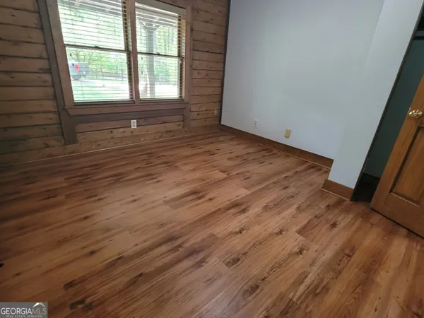 $2,500 | 2391 Booth Circle, Winder, GA 30680