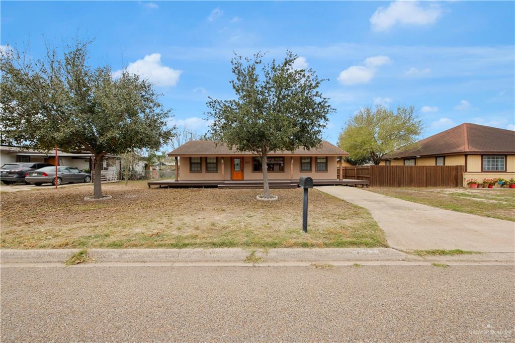 1815 Thornton Street Mission, TX 78572 - Photo 23 of 27 View of front of home