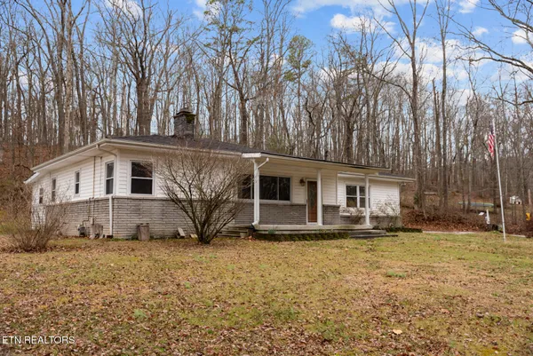 $210,000 | 307 Tarwater Street, Rockwood, TN 37854