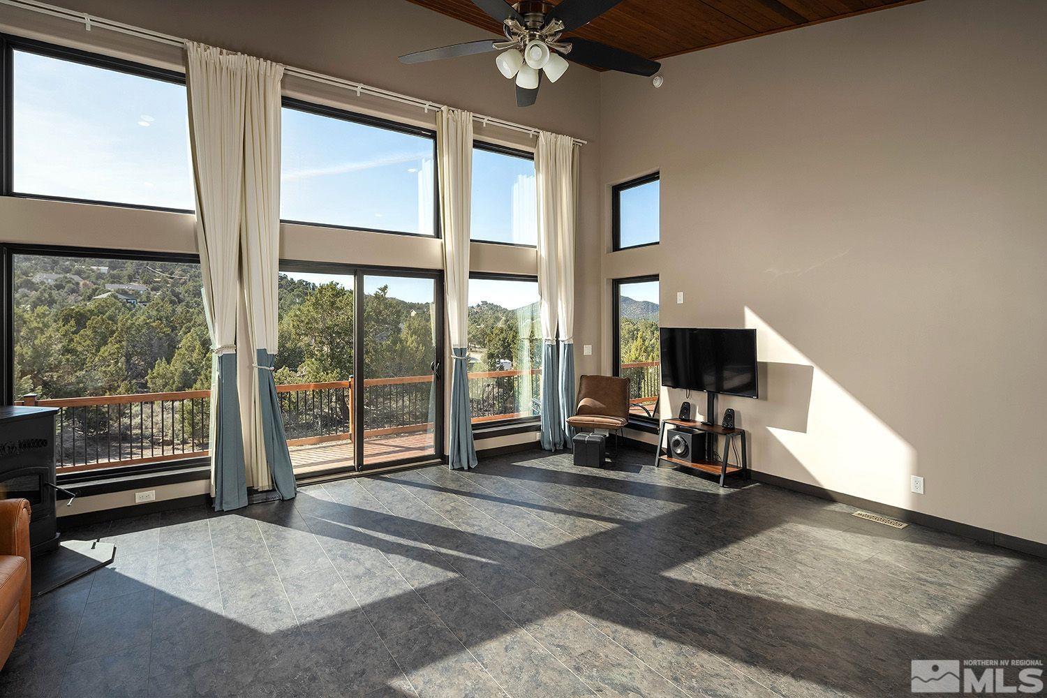 1894 Lousetown Road Reno, NV 89521 - Photo 7 of 26 Photo 7