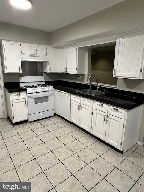 1806 Edgewood Place Clementon, NJ 08021 - Photo 3 of 27 a kitchen with white cabinets a sink and white appliances