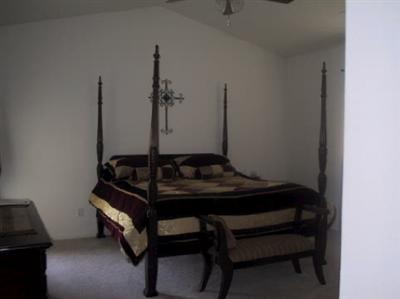 1522 Daysha Lane Reedley, CA 93654 - Photo 11 of 15 Gallery Image 11