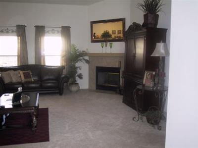 1522 Daysha Lane Reedley, CA 93654 - Photo 6 of 15 Gallery Image 6