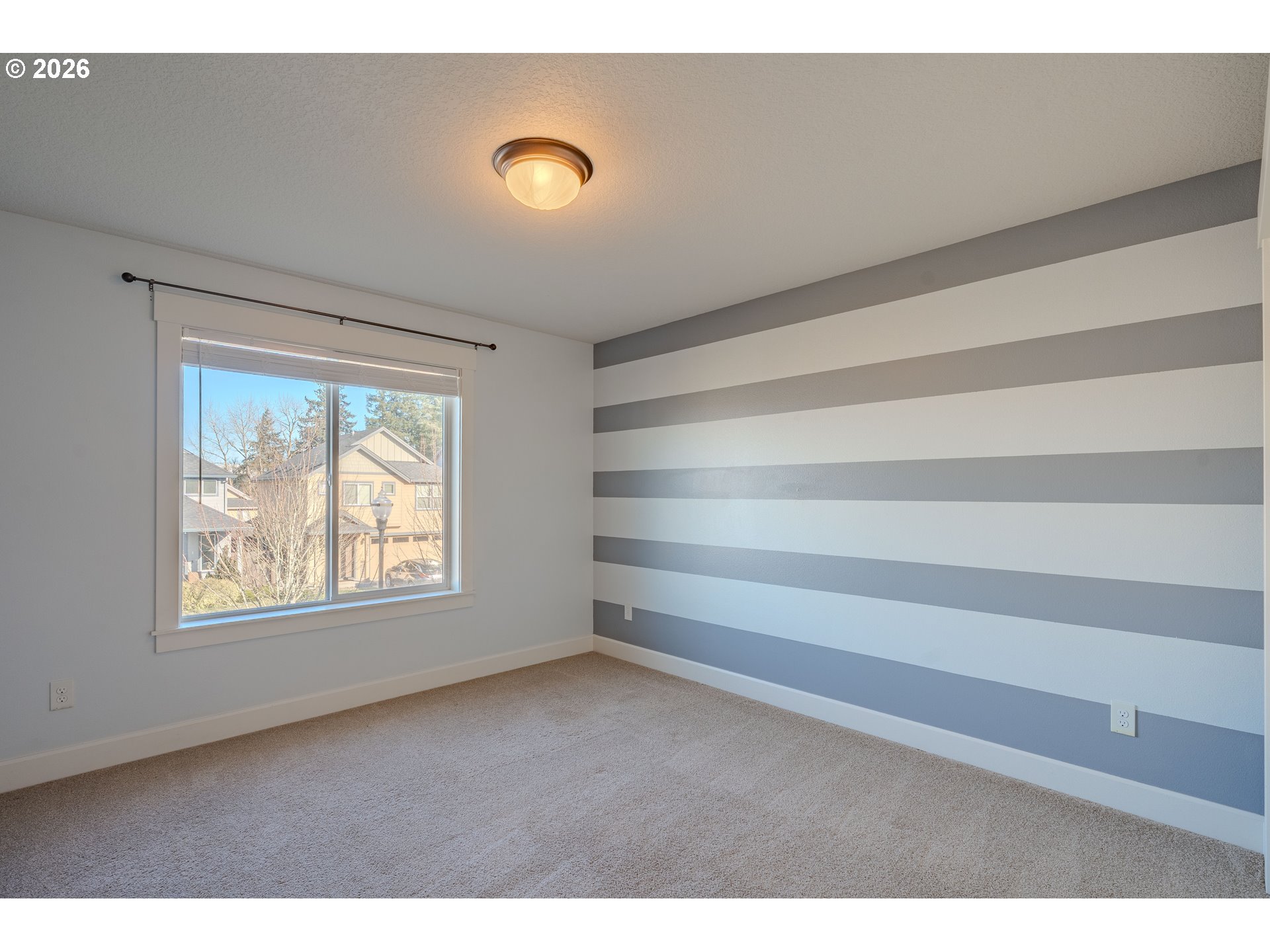1145 South Quail Run Place Ridgefield, WA 98642 - Photo 20 of 41 a view of room and window