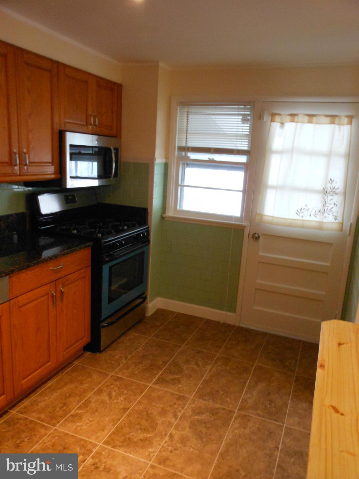 5459 Whitwood Road Baltimore, MD 21206 - Photo 13 of 30 Kitchen