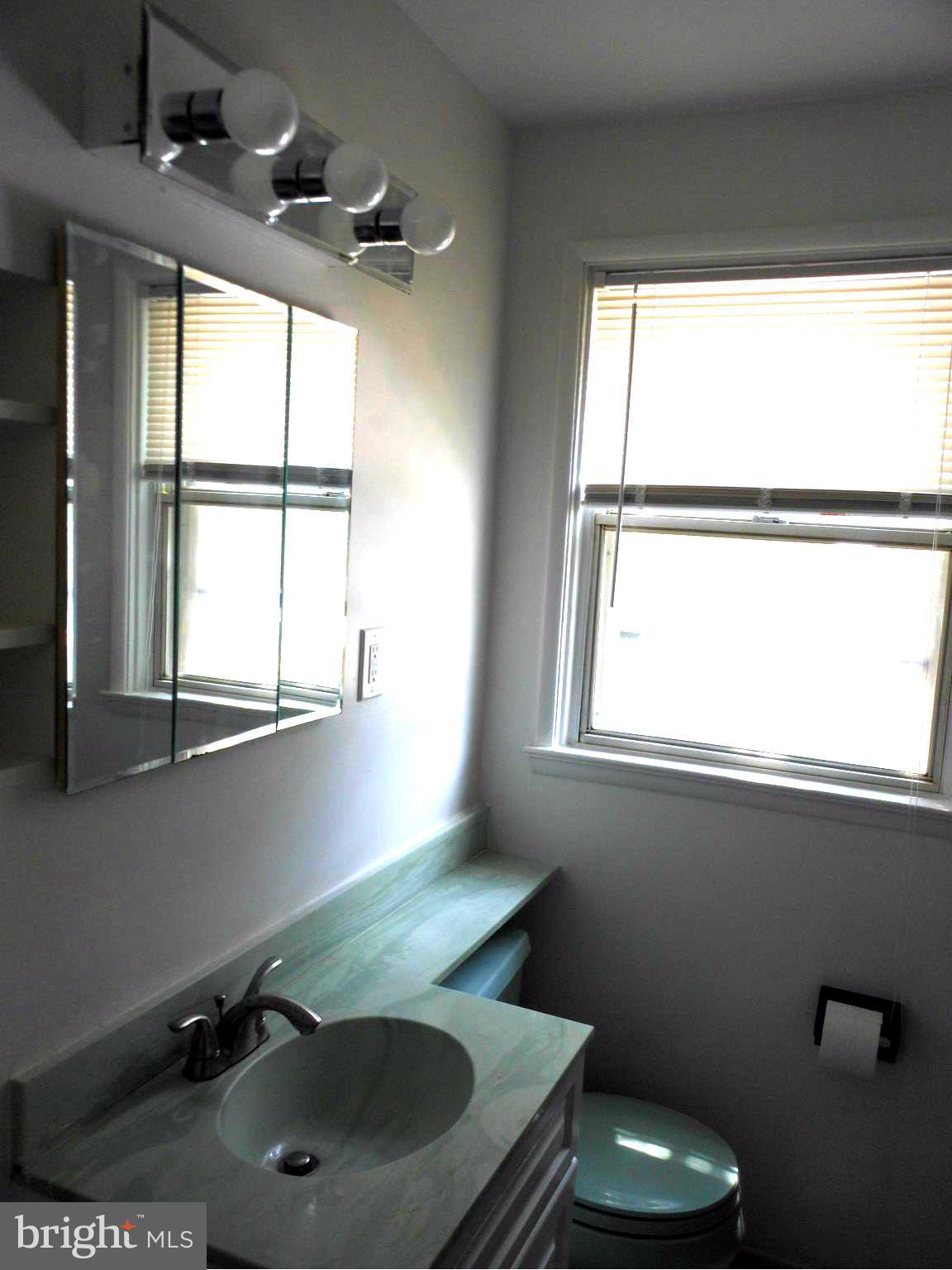 5459 Whitwood Road Baltimore, MD 21206 - Photo 24 of 30 UL Bath