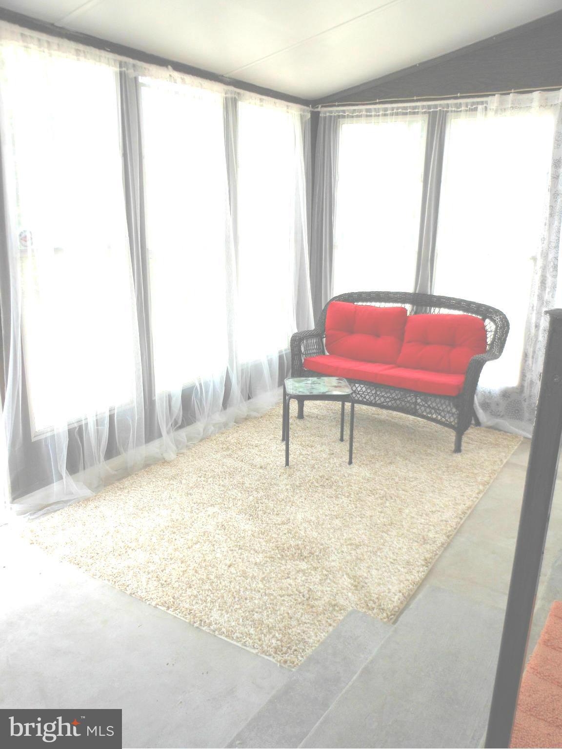 5459 Whitwood Road Baltimore, MD 21206 - Photo 28 of 30 Sunroom