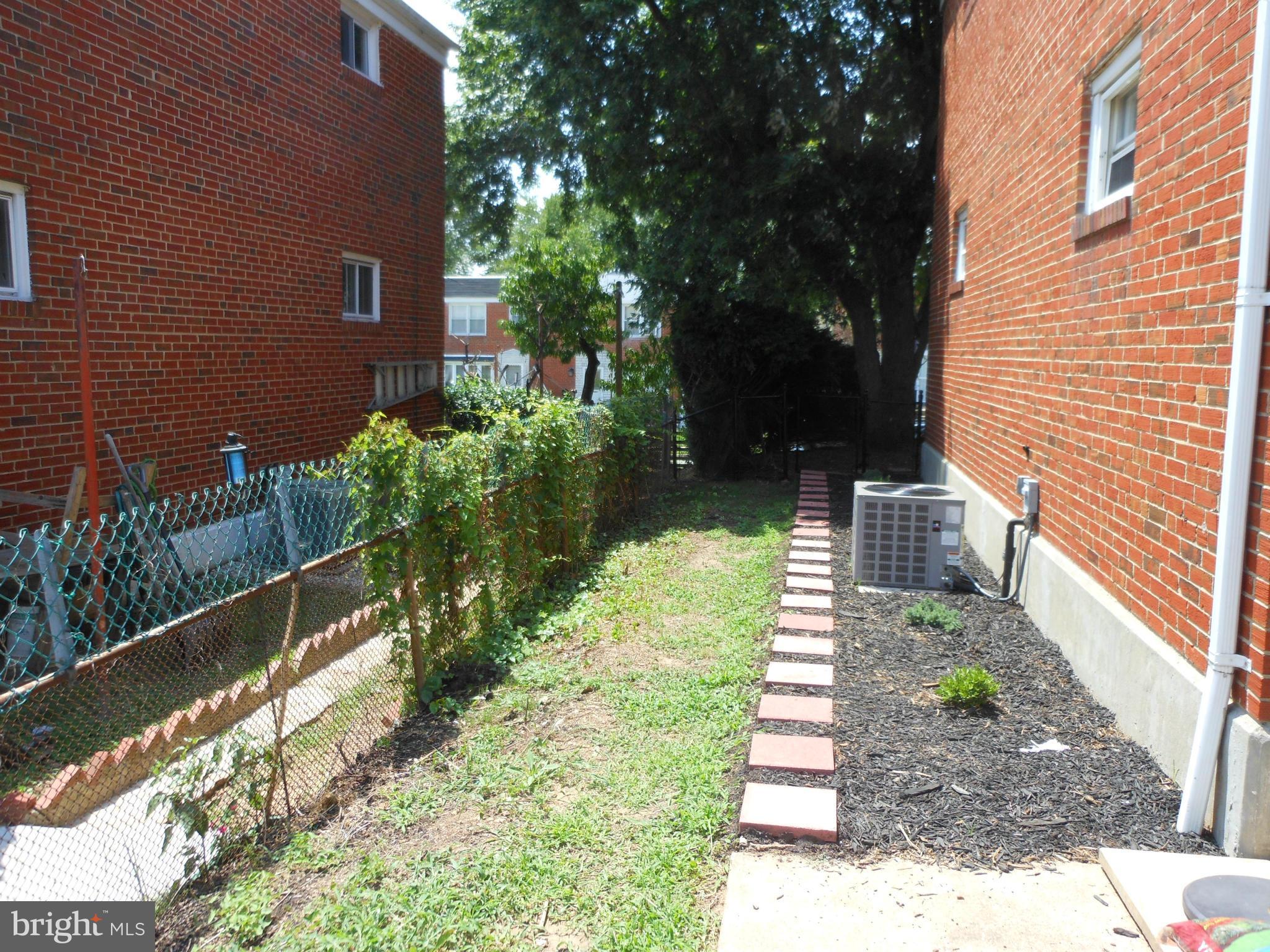 5459 Whitwood Road Baltimore, MD 21206 - Photo 6 of 30 Exterior (General)