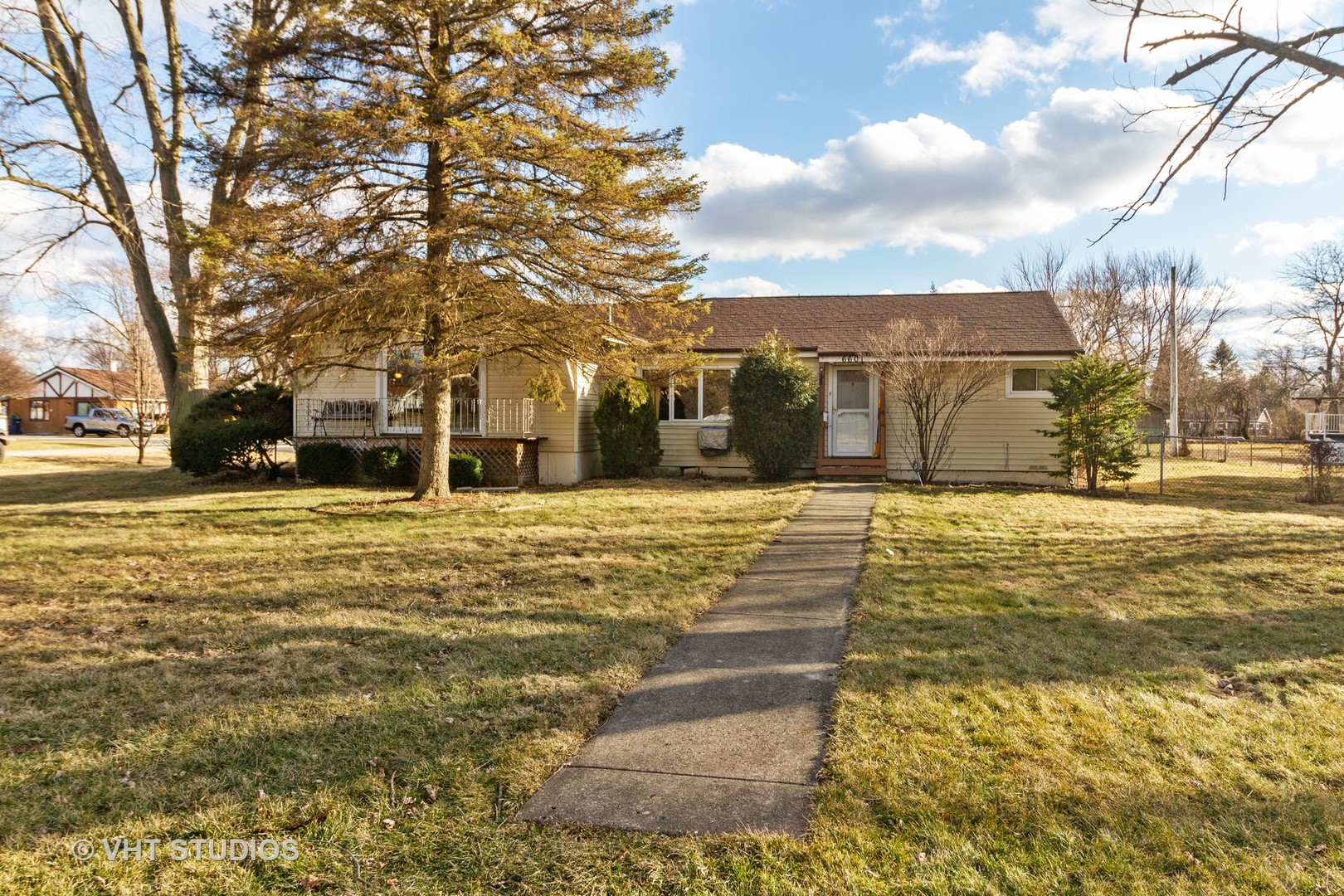 6601 115th Place Worth, IL 60482 - Photo 2 of 11