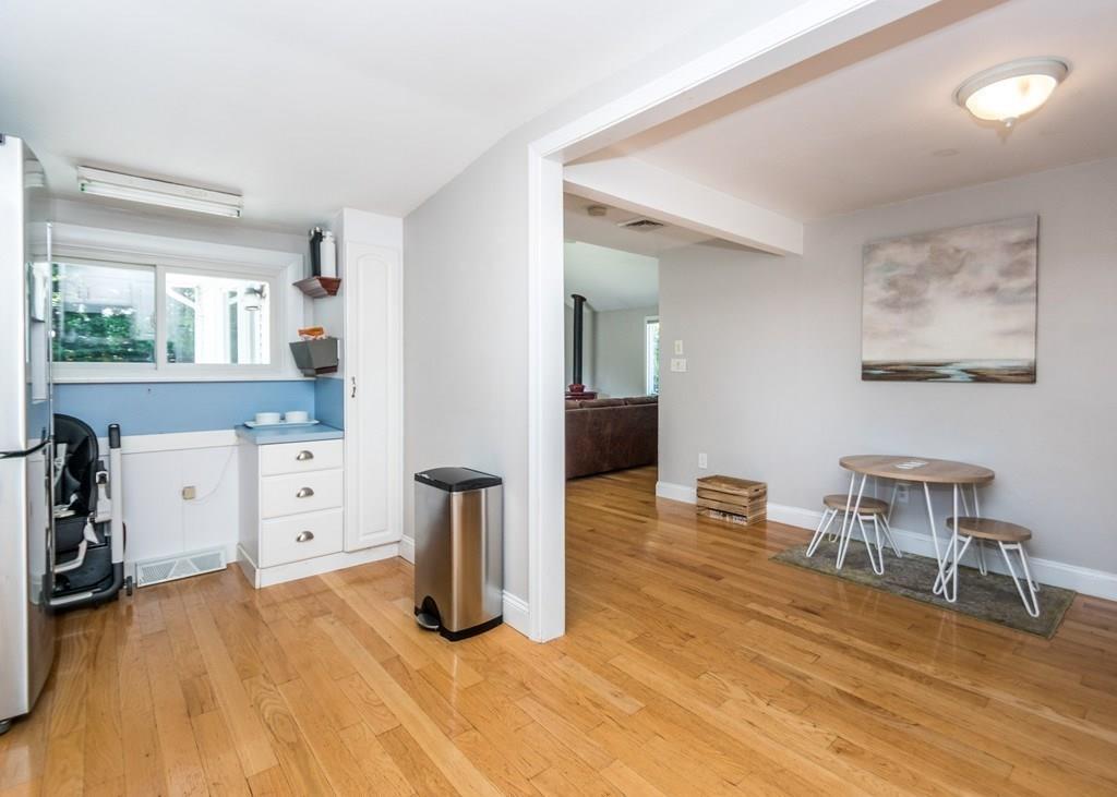 74 Crestview Road Waltham, MA 02451 - Photo 6 of 29